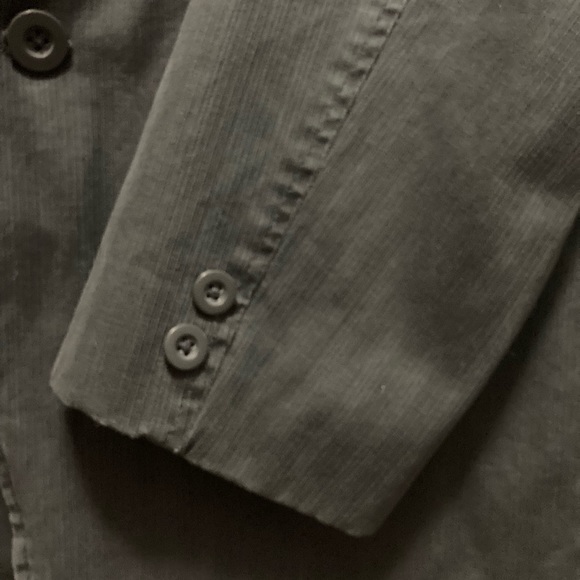 Mantles Jacket - Picture 11 of 14